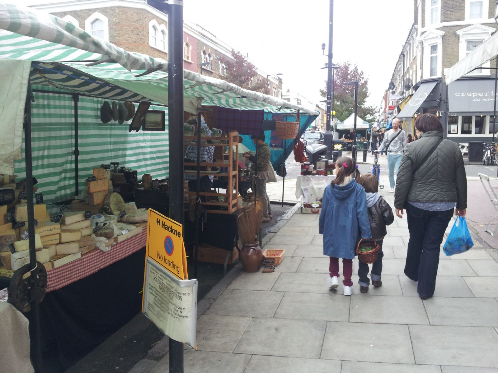 Chatsworth Road Market